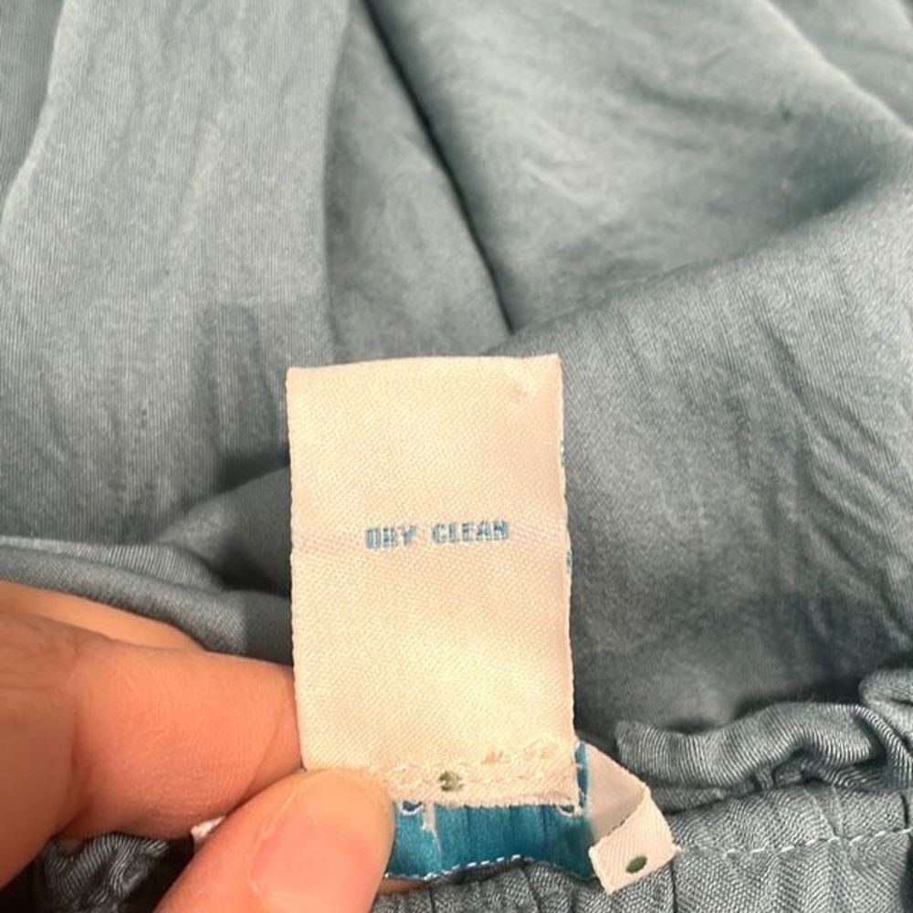 SUNDANCE So In Love Ruffle Peasant Top Long Sleeve Split V-neck Blue Size Medium - Picture 8 of 8